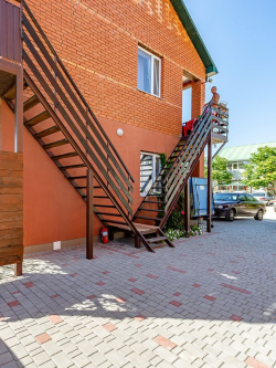 Коттеджи Red House