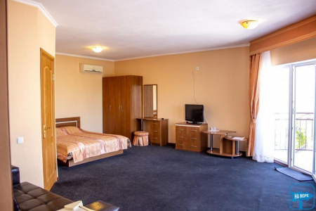 Отель "Sunrise Hotel"